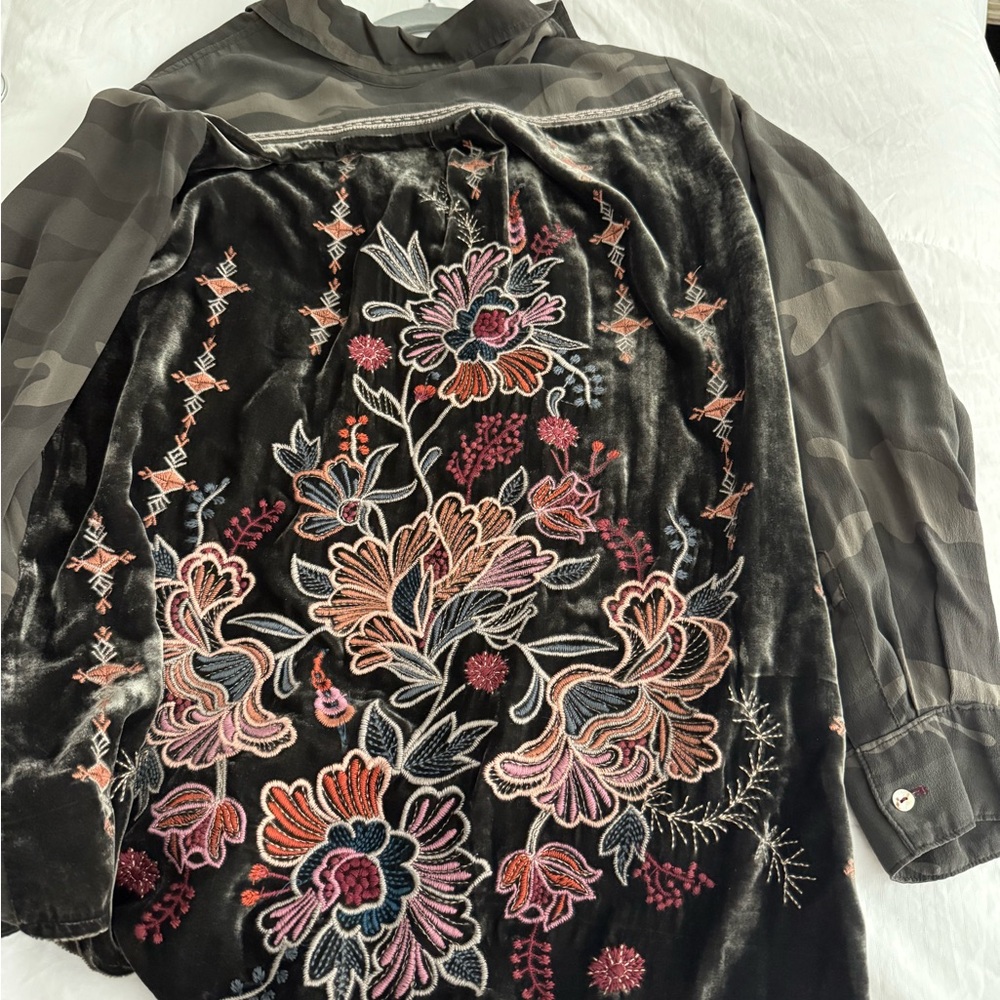 Johnny Was Black Floral Embroidered Blouse